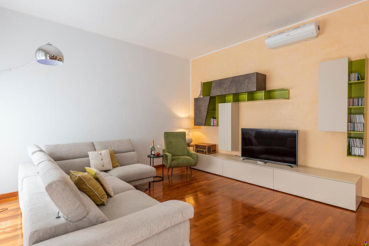 Bnbutler - Stromboli, 22 - Ampio, Luminoso Ed Elegante Milan Extérieur photo